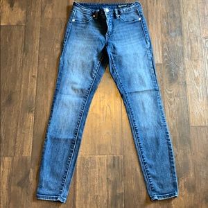 BLANKNYC Spray-On Skinny Jeans Sz 27